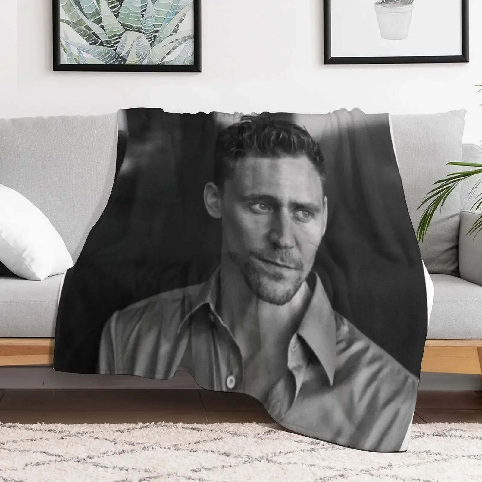

Tom Hiddleston Throw Blanket Cute Summer Luxury For Sofa Thin Blankets