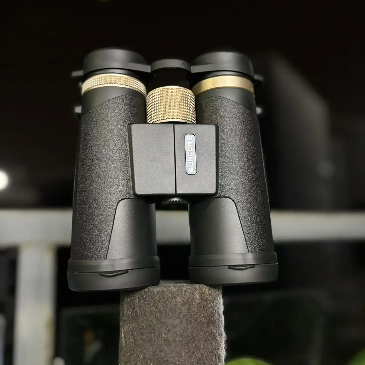 

10X42 Binoculars for Adults telescope： Outdoor Dual Use Mirror Mountaineering Star Observation for Hunting Flagship
