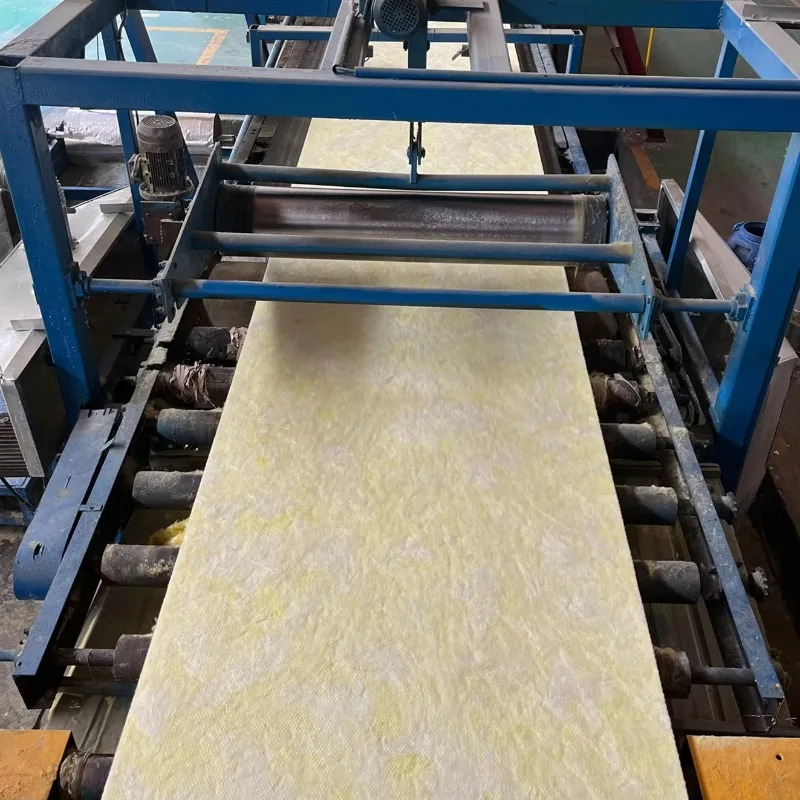 Materiais de Isolamento Térmico em Feltro de Lã de Vidro para Soluções de Refrigeração e Aquecimento em Construções