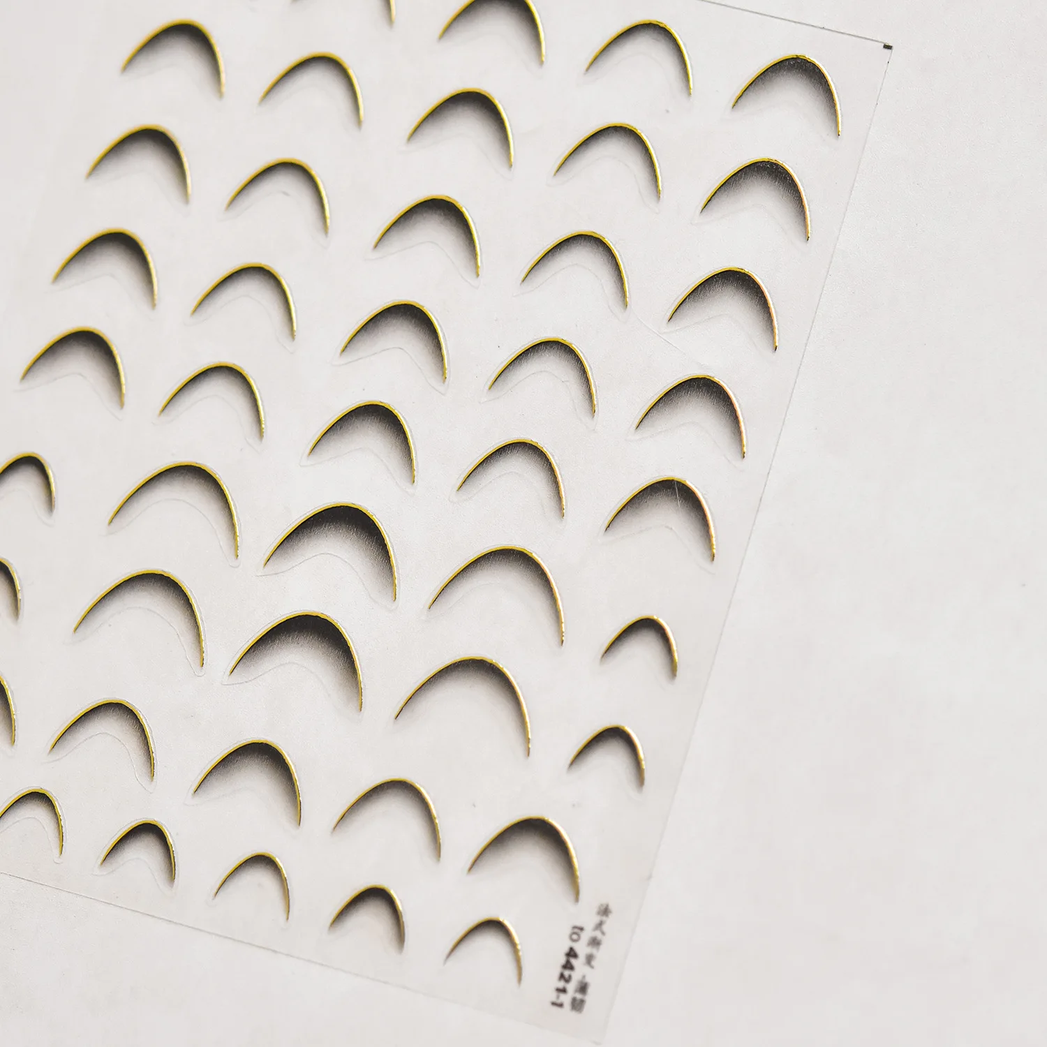 أنيقة هندسية الذهب ختم 5D مسمار الفن ملصقات الفرنسية منحنى مجردة شظايا فريدة من نوعها الفنية ذاتية اللصق مانيكير صائق