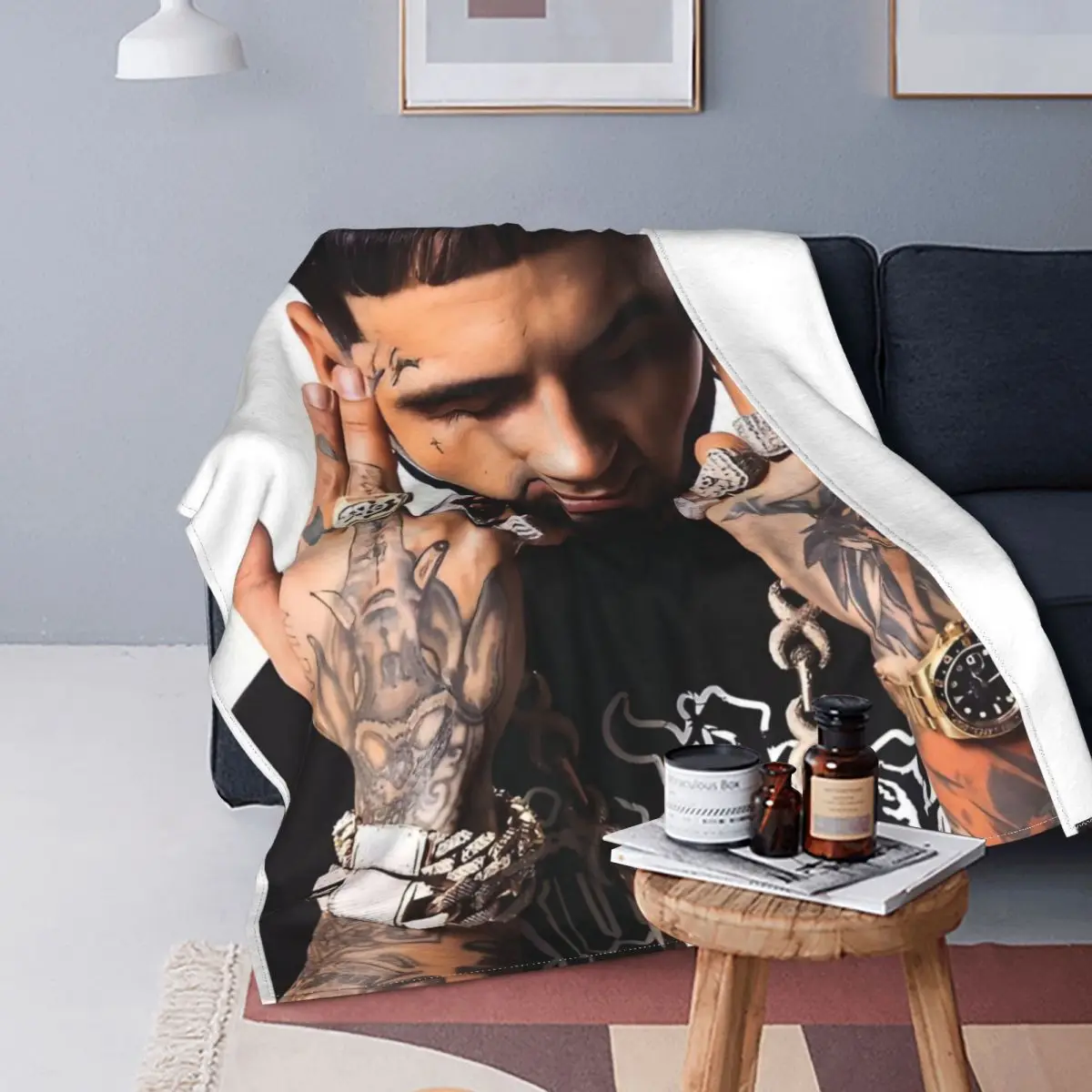 Anuel AA Flannel Throw Blanket Vintage Hip Hop Rapper Blanket for Sofa Bedroom Warm Bed Rug