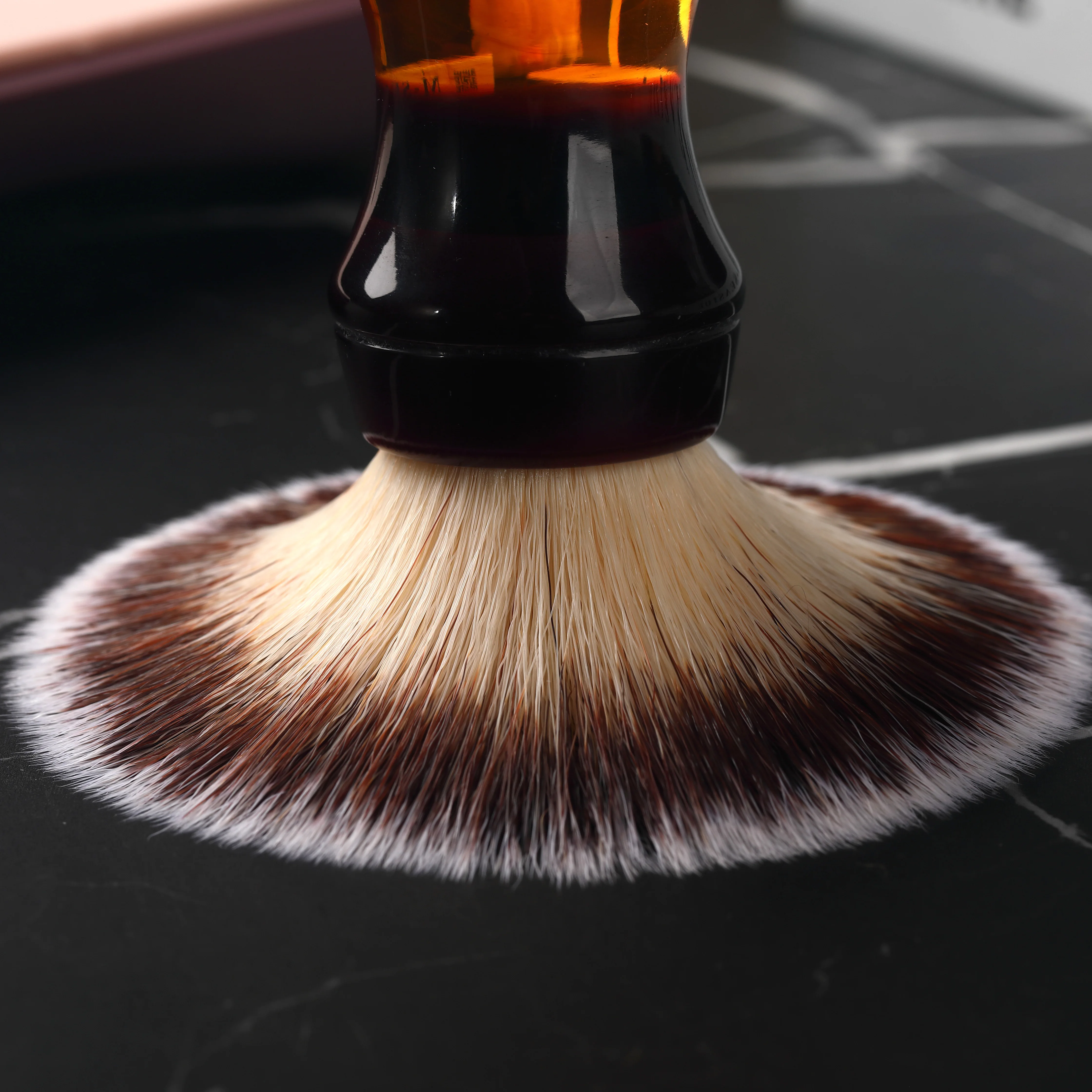 Pennello da barba per capelli sintetici Yaqi da 22 mm Cola