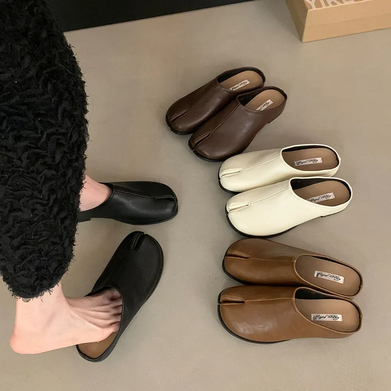 

2026 Spring New Brand Split Toe Women Slipper Fashion Slip On Mules Shoes Soft Flat Slides Ladies Casual Dress Sandals New Woman