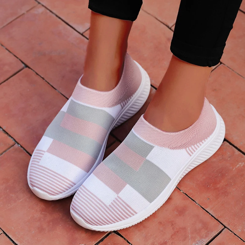 Fashion Casual Shoes Sneakers For Women 2024 New Vulcanize Mesh Women Sneakers Slip On Sock Ladies Flat Shoes Shoes For Women