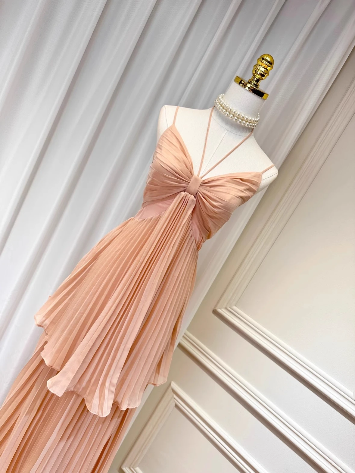 Vestido plissado rosa claro feminino, elegante, em camadas, babados, sem mangas, roupas com alças, decote em v, festa de feriado, aniversário