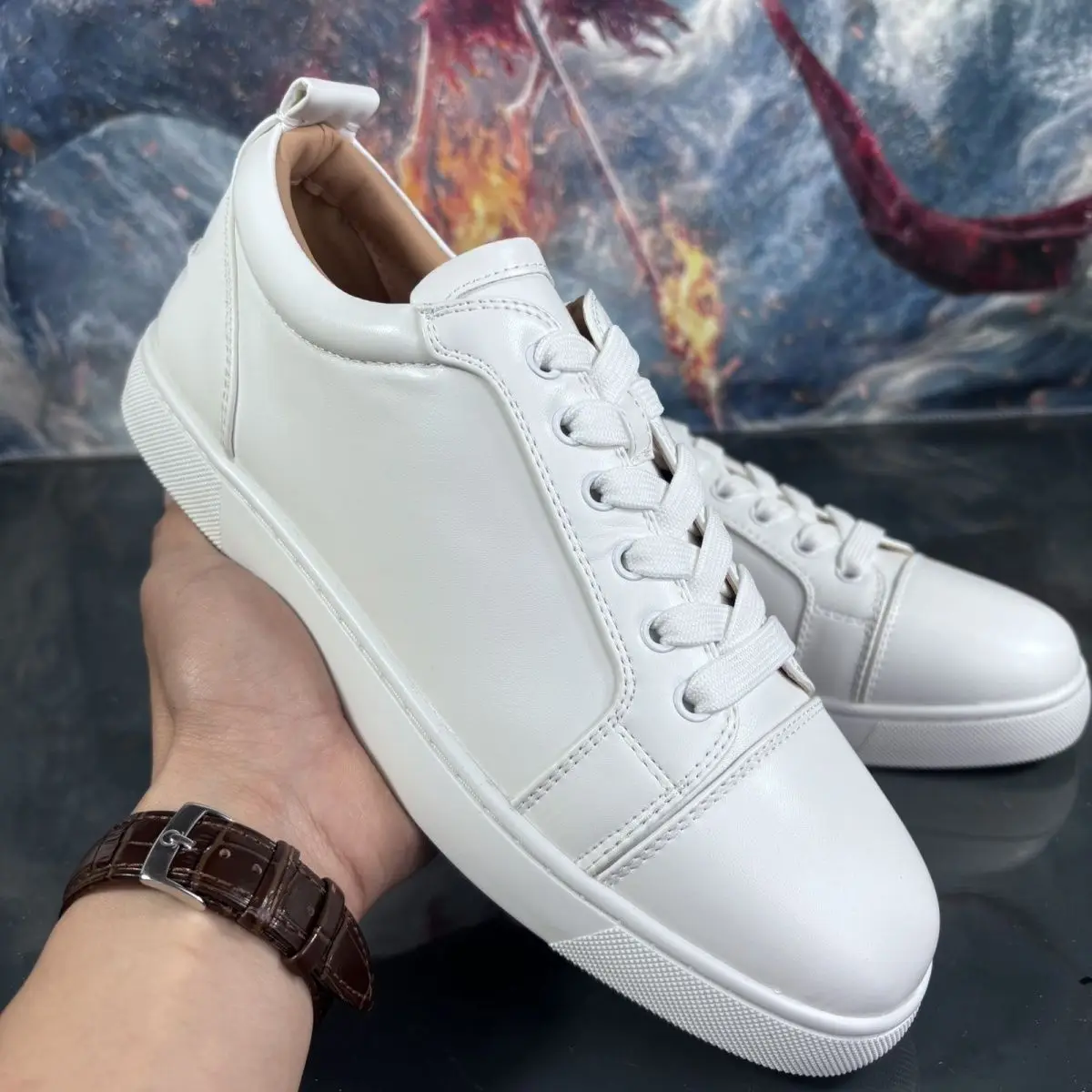 الفاخرة عالية أعلى الأبيض الجلد الحقيقي لا المسامير الشقق موضة الأحمر أسفل أحذية للرجال حذاء كاجوال المتسكعون النساء الراحة المسامير
