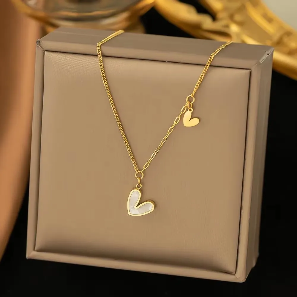 Simple and fashionable heart-shaped diamond-encrusted white fritillary pendant necklace, titanium steel necklace Valentine's Day