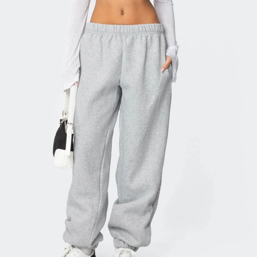 سراويل رياضية كاجوال أنيقة ومريحة من Activewear، سراويل كاجوال مميزة بلون سادة