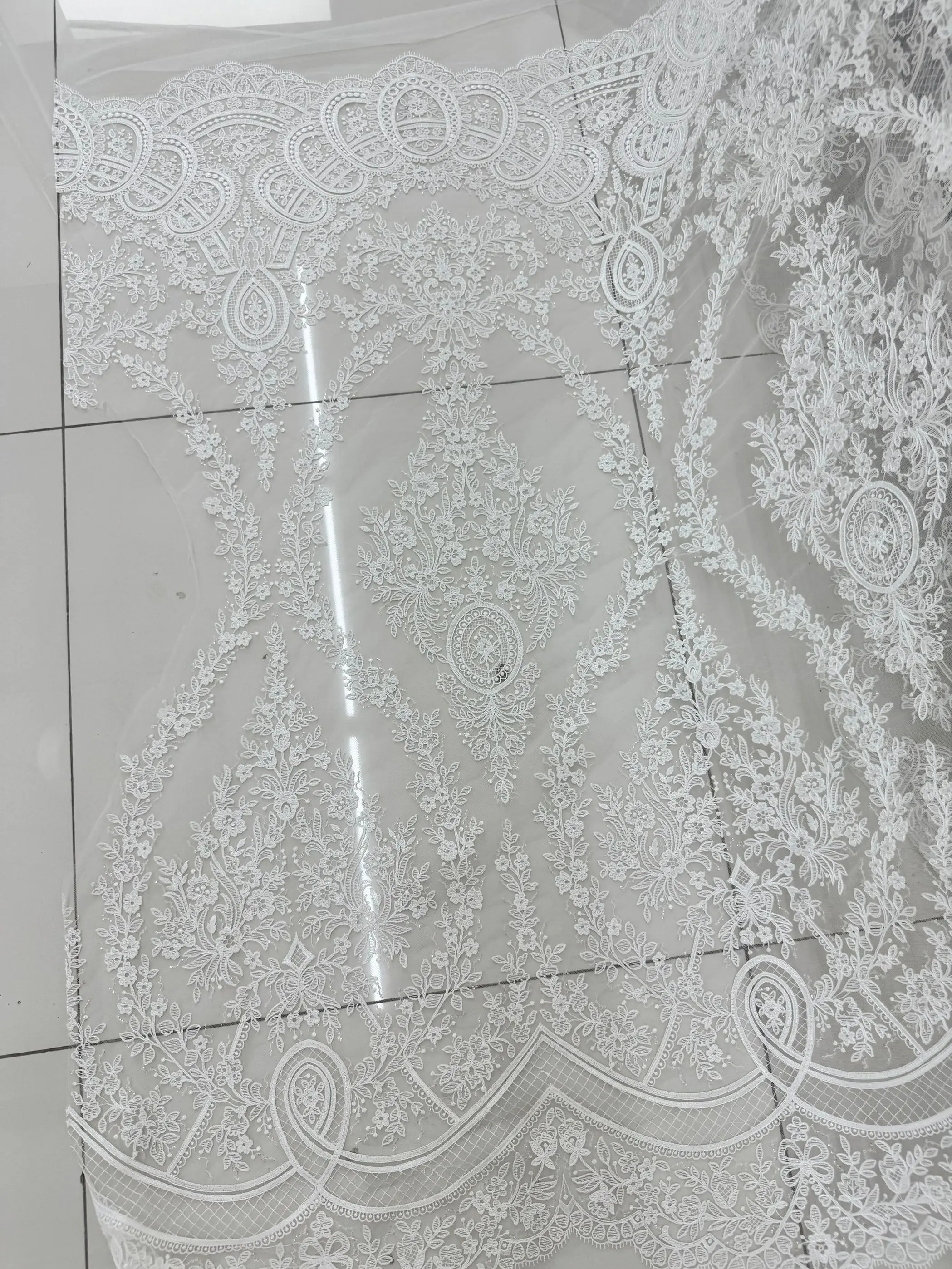 

New White Beaded Sequin Material Embroidered Lace Wedding Dress Appliqued Decoration Fabric