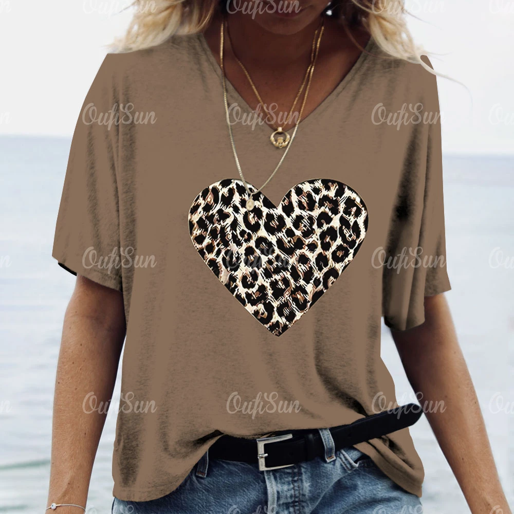 

Fashion Leopard Print Love Heart Pattern V-neck Women's T-shirts Summer Loose Female Clothing Casual Short Sleeves Tees Tops