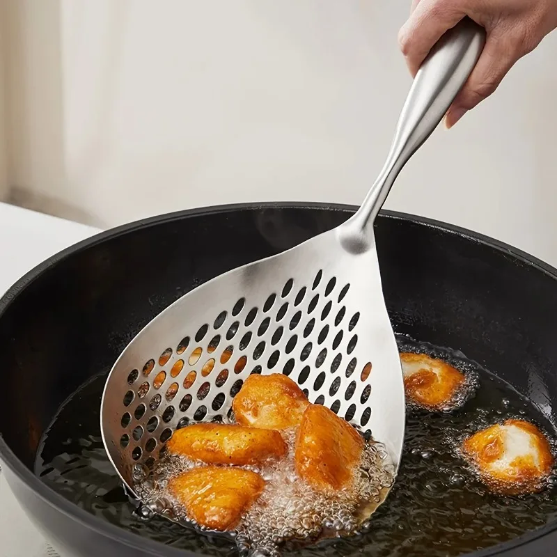 

1pc Large Durable Stainless Steel Colander Skimmer Spoon, Heavy Duty Food Strainer Spoon for Frying & Cooking, Kitchen Utensils