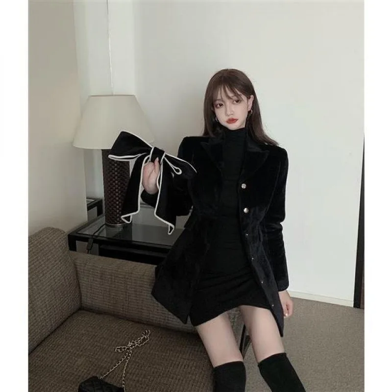 2024 Winter New Ladies Korean Version Of Slim Temperament Sweet Bow Woolen Coat Tide Fashion Foreign Style Woolen Coat.