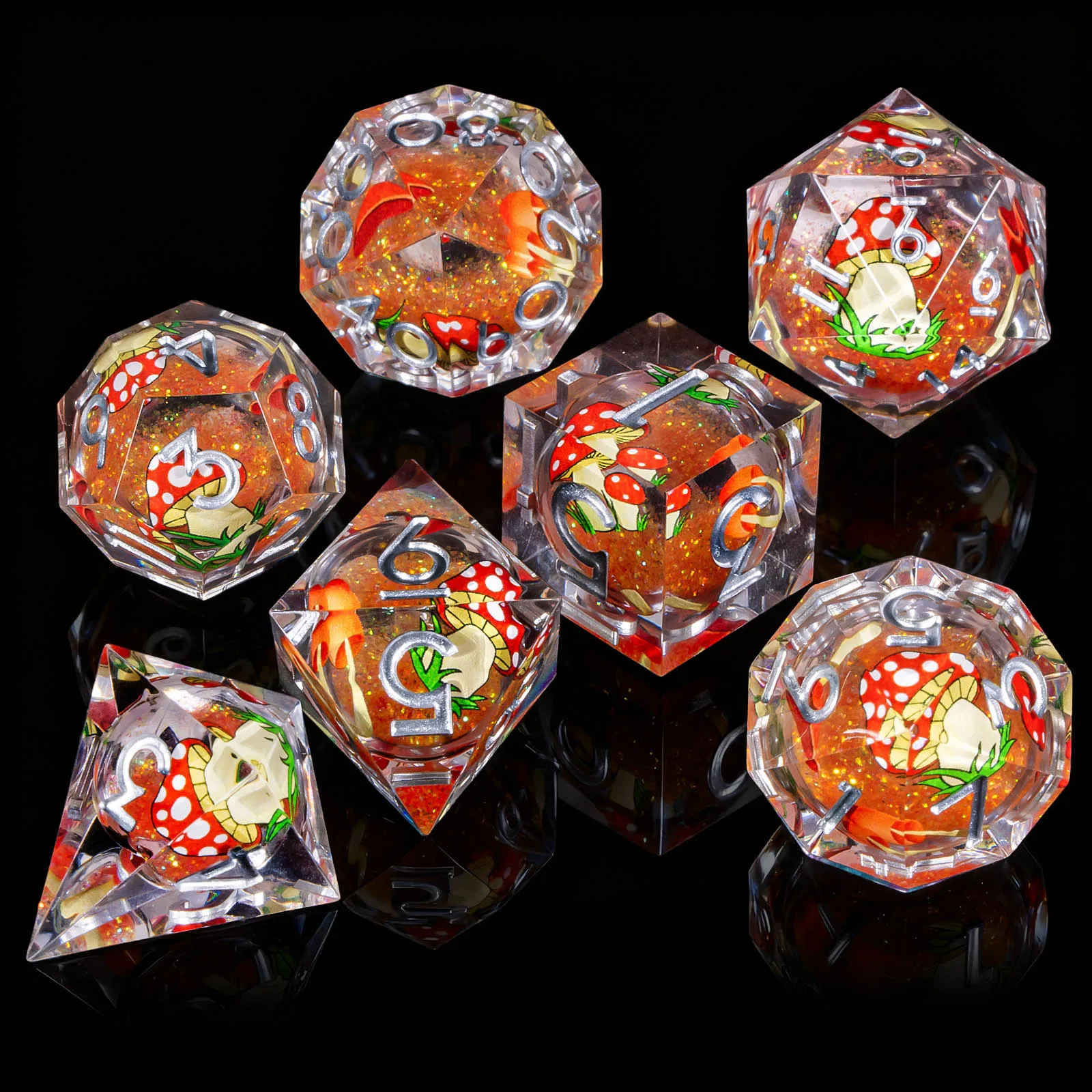 Mushroom Liquid Core Dice, 7pcs Sharp Edge Resin Dice Set DND for Dungeon and Dragon, Role Playing D&D Dice D20 D12 D10 D8 D6 D4