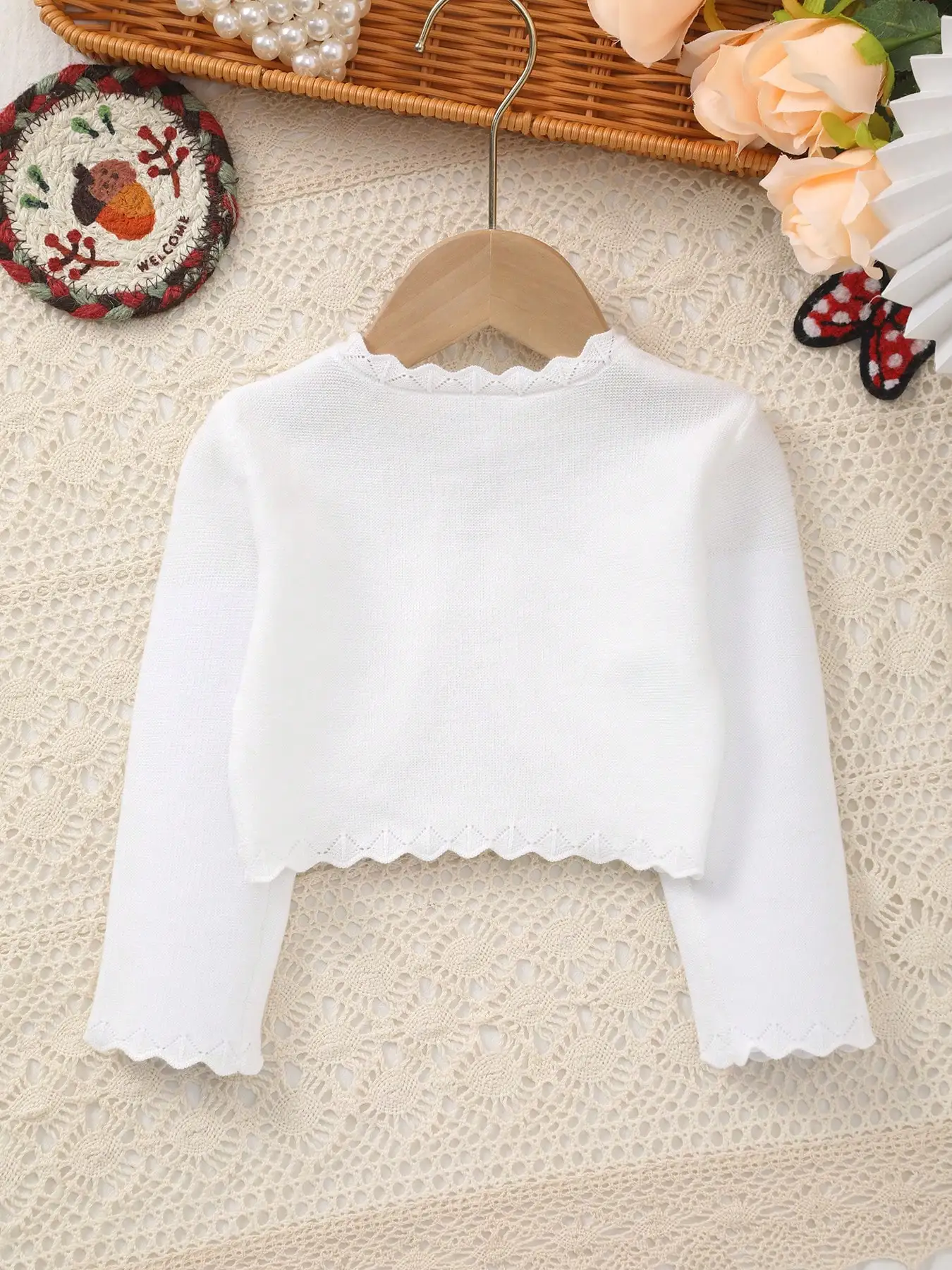 Baby Girl's Spring Elegant and Sweet Solid Color Knitted Shawl with Lace Design Adds a More Gentle Touch