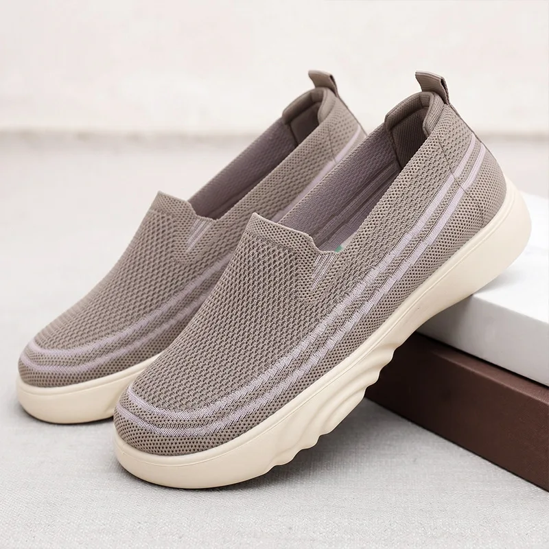 Damen Slip-On Freizeitschuhe zum Gehen, gestricktes Mesh-Obermaterial, atmungsaktiv, leichte EVA-Sohle, bequeme Outdoor-Reise-Loafer – Detail 1