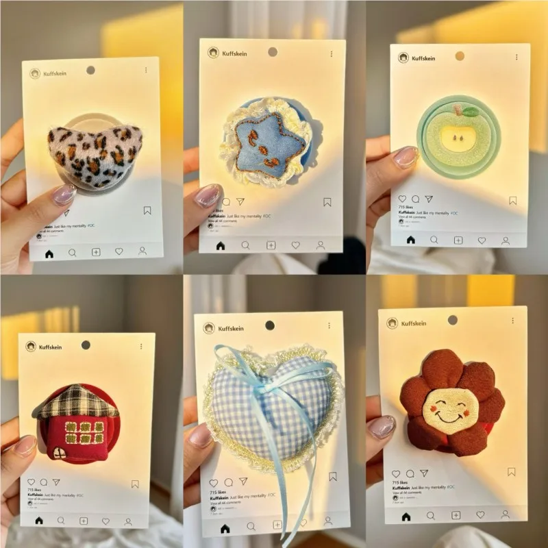 

Korean cute 3D heart-shaped magnetic phone holder suitable for MagSafe wireless charging phones iPhone magnetic bracket holder