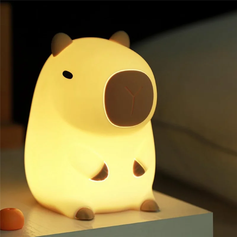 Luce notturna AK25-Capybara, lampada da asilo carina, lampada da decorazione da tavolo da scrivania ricaricabile per bambini con animali in silicone
