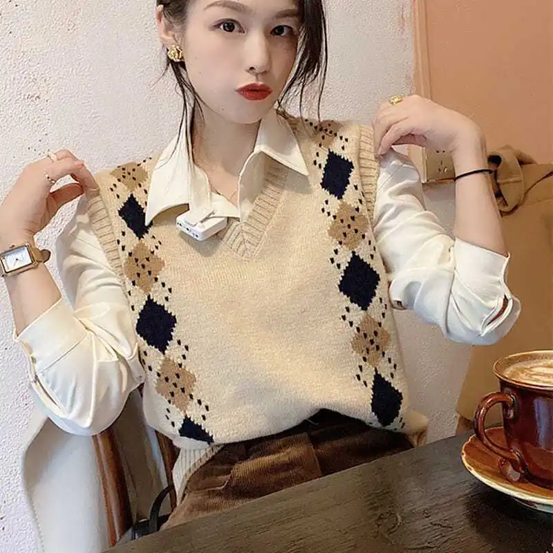 

Autumn Winter Female Sweater Vest Korean Loose Vintage Office-lady V-neck Jumpers Pullover Women Knitted Tops Pull Femme U1347