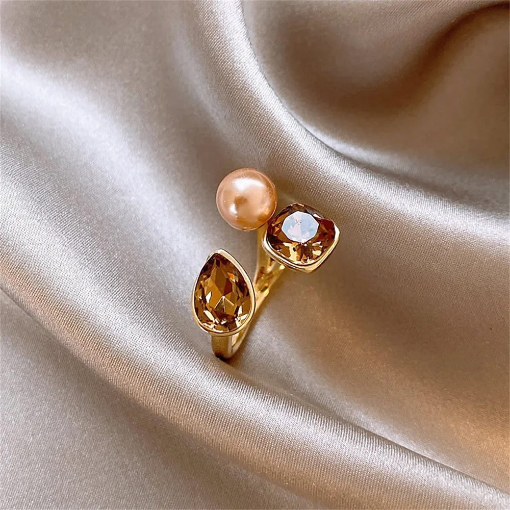 Edles Damen-Schmuckstück mit Verstellbarem Öffnungsring, Retro Quadratischer Wassertropfen, Simulierte Perle, Bankett- und Urlaubsgeschenk – Detail 6