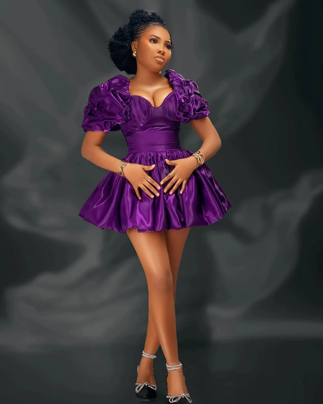 Customized 2026 Mini Short Purple V-Neck Cocktail Party Dress Suitable For Women's Back To School Dress Sexy Pleated Ball Dress