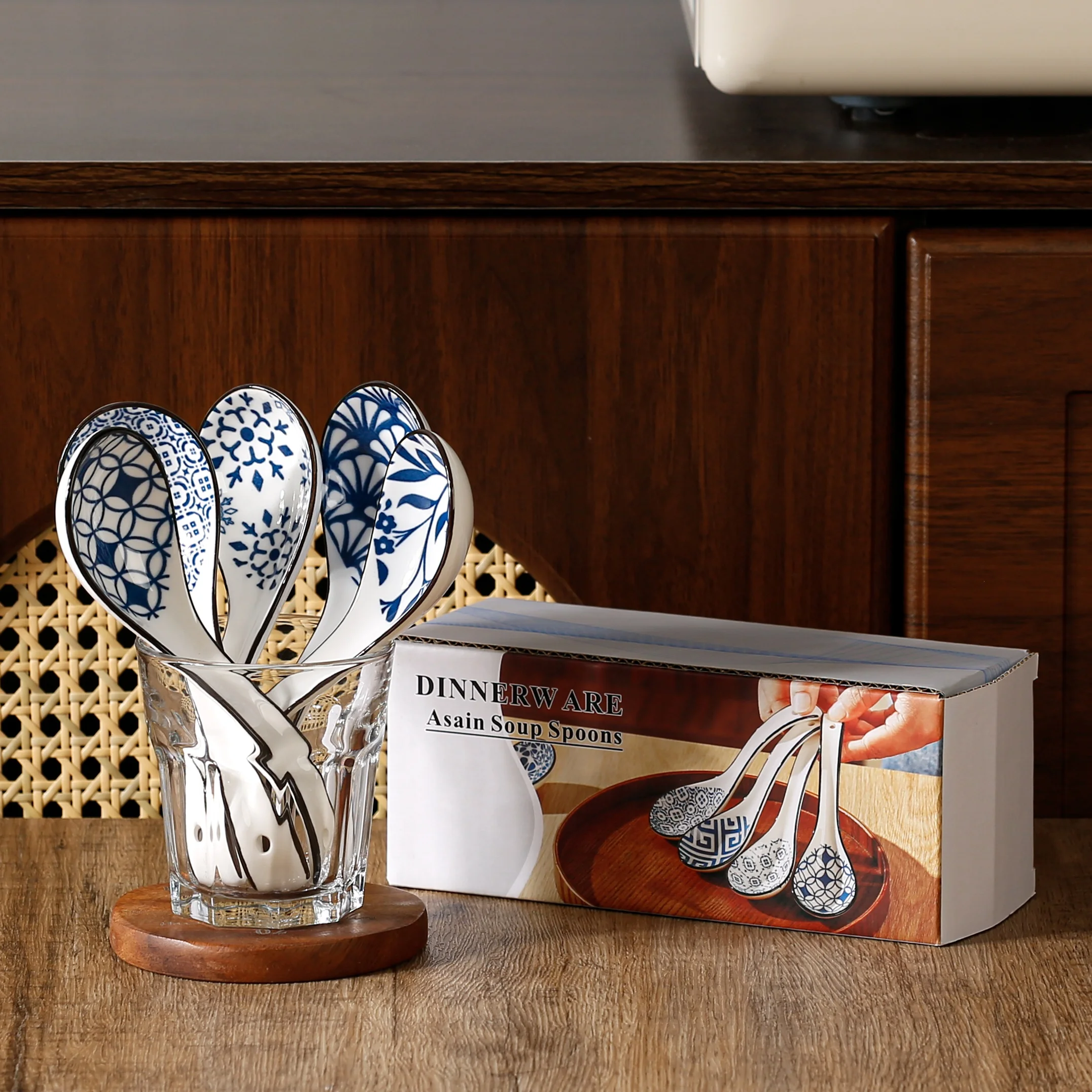 4PCS Ceramic Soup Spoons Household Tableware Set Retro Chinese Style Style Blue and White Porcelain Soup Spoon Combination Set