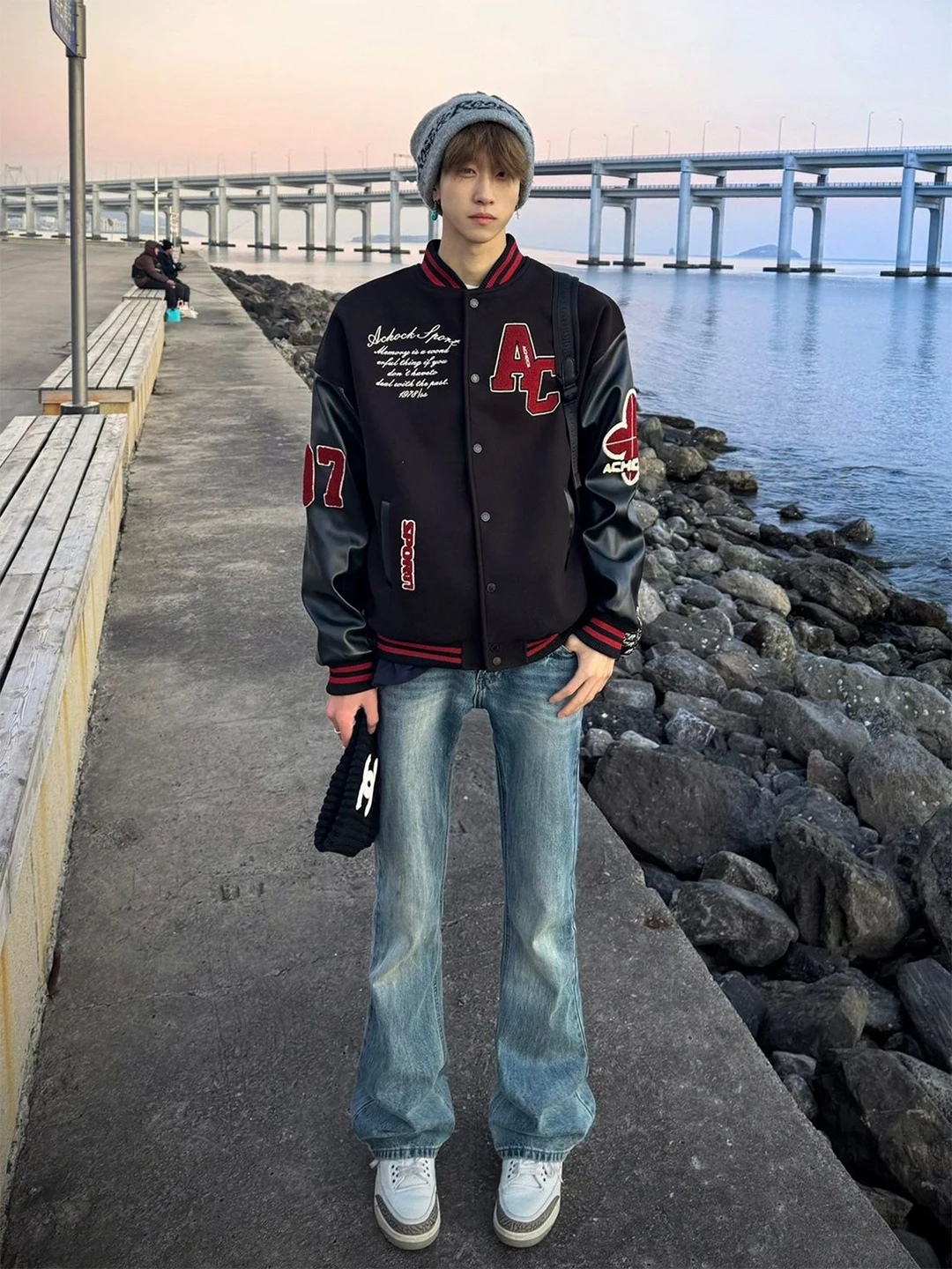 

Light Blue Men's Winter Fleece Lined Bell Bottom Jeans High Waist Straight Leg Slimming High Street American Style Casual Jeans