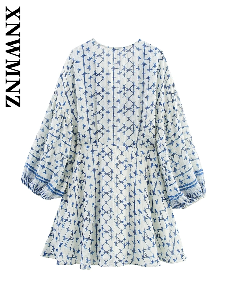 XNWMNZ 2025 Wiosna Kobieta Moda boho V-Collar Print mini sukienki Szykowne wakacje Lato Kobieta Niebieski długi rękaw Sukienka w kratę Krawat