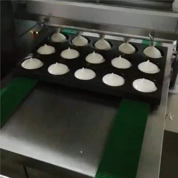 -High Productivity  Fashion Muffin Depositor Machine Cupcake Muffin Macaron Making Machine Cake Depositing Machine for Sale