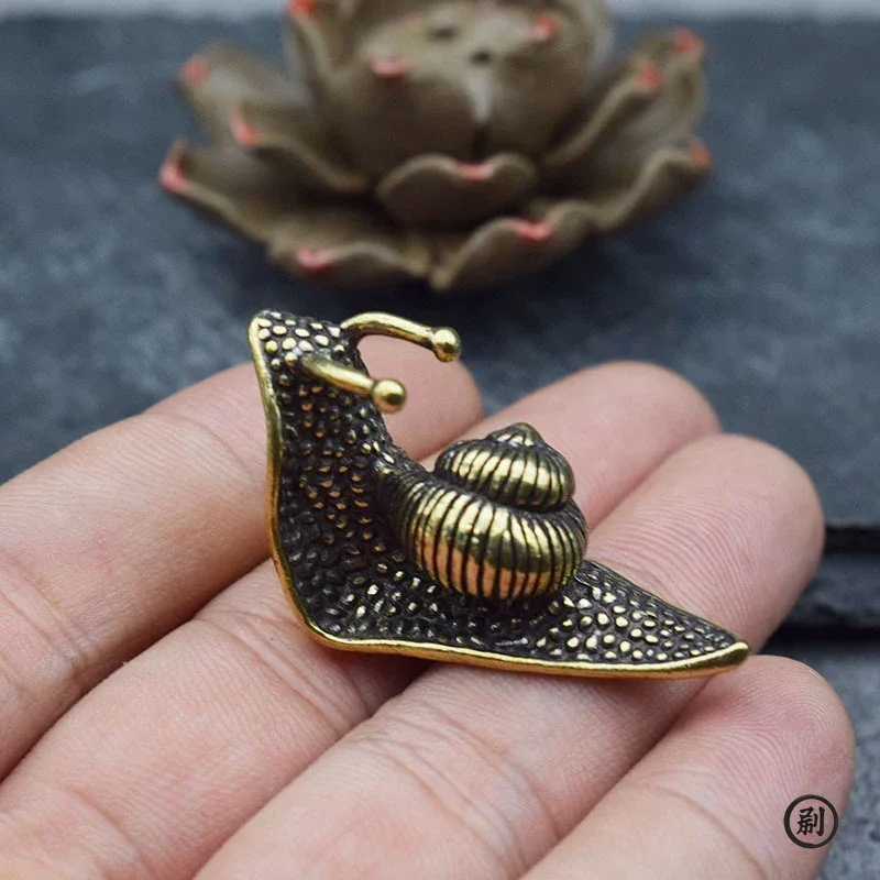 Vintage Pure Copper Pet Tea Snail Ornament, Mini Snail Figurine, Tea Pet Tea Ceremony Collection Decoration, Desktop Plaything