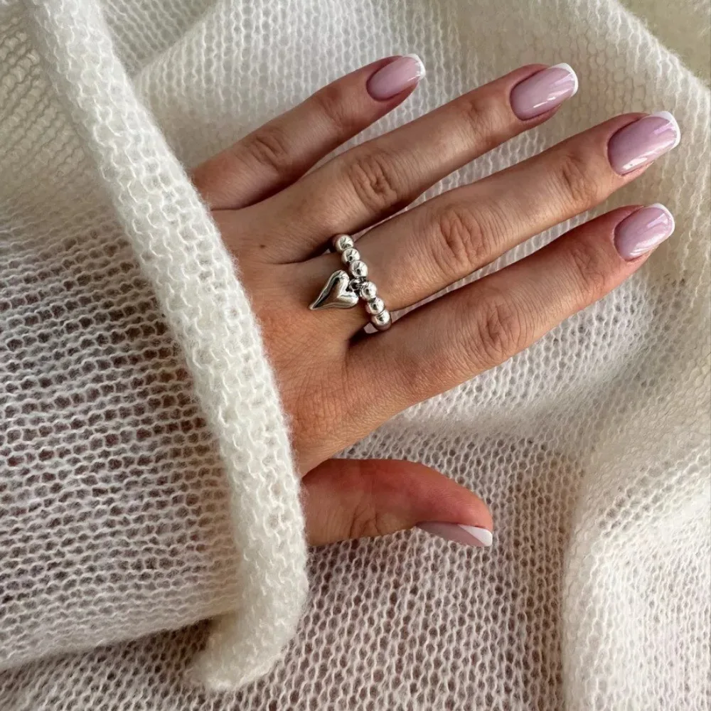 Daily Wear Adjustable Heart Ring Creative Round Beads Elastic Rope Ring Handcrafted Retro Handmade Pendant Ring for Women Girls