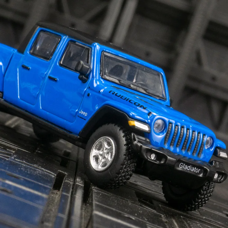 1:64 Jeeps Wrangler Gladiator Pickup Alloy Car Model Diecasts Metal Car Body and Chassis Simulation With Retail Box Collection