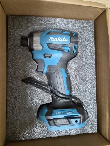 2026 Makita DTD173 18V Cordless Impact Driver BL Brushless Motor Electric Drill Wood/Bolt/T-Mode Rechargeable Power Tools photo review