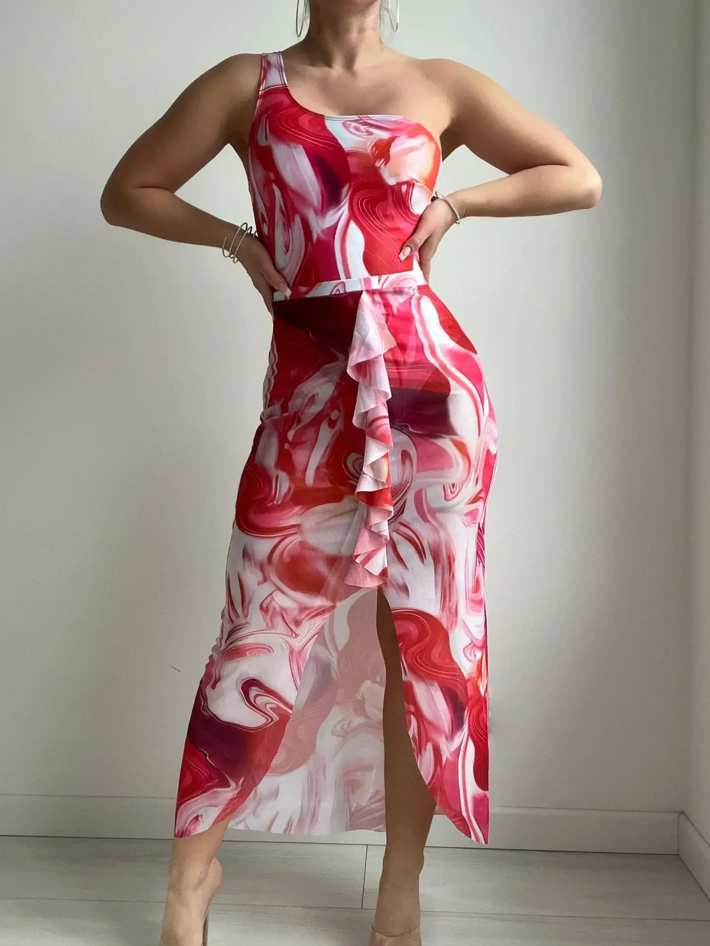 Set di due pezzi per costume da bagno intero con protezione solare alla moda di colore psichedelico di vendita caldo europeo e americano