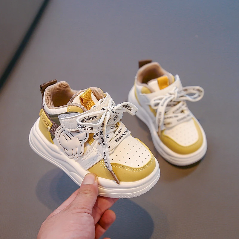 

2025 г., детская повседневная обувь, дышащая мягкая подошва, детская спортивная обувь, нескользящая красивая осенняя студенческая баскетбольная нескользящая обувь