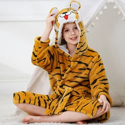 New Autumn Winter Tiger Bathrobes Girls Boys Sleepwear Bath Blanket Kids Soft Bath Robes Children Animal Pajamas Kids Clothing