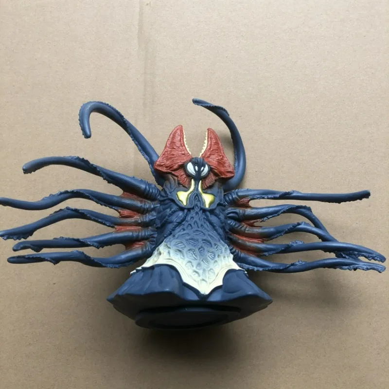 Bandai Galaxy Ultraman e Monster Figura de vinil macio, modelo de ação colecionável articulado em massa para adultos em estoque