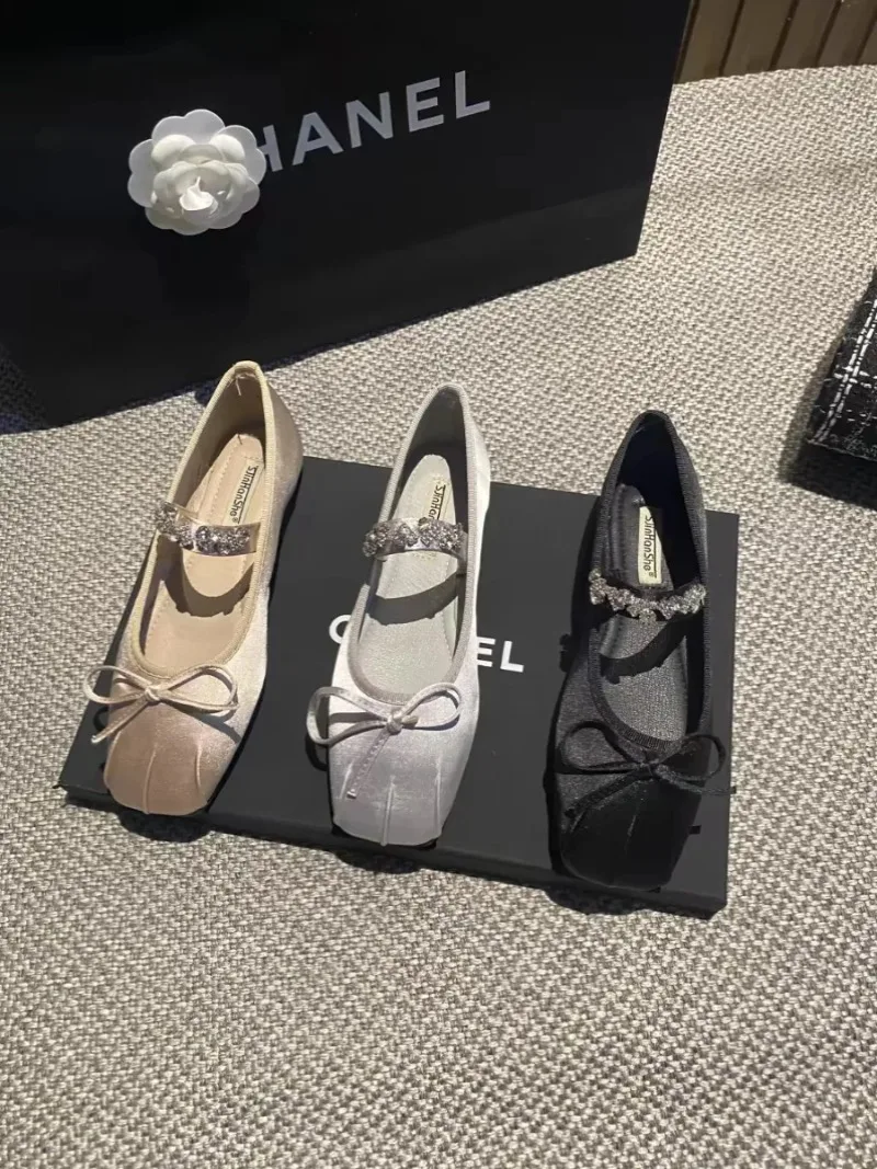 

Square Toe Flat Shoes 2025 Spring New Fashion Ballet Shoes Mary Jane French Rhinestone Casual Women's Shoes 발레슈즈
