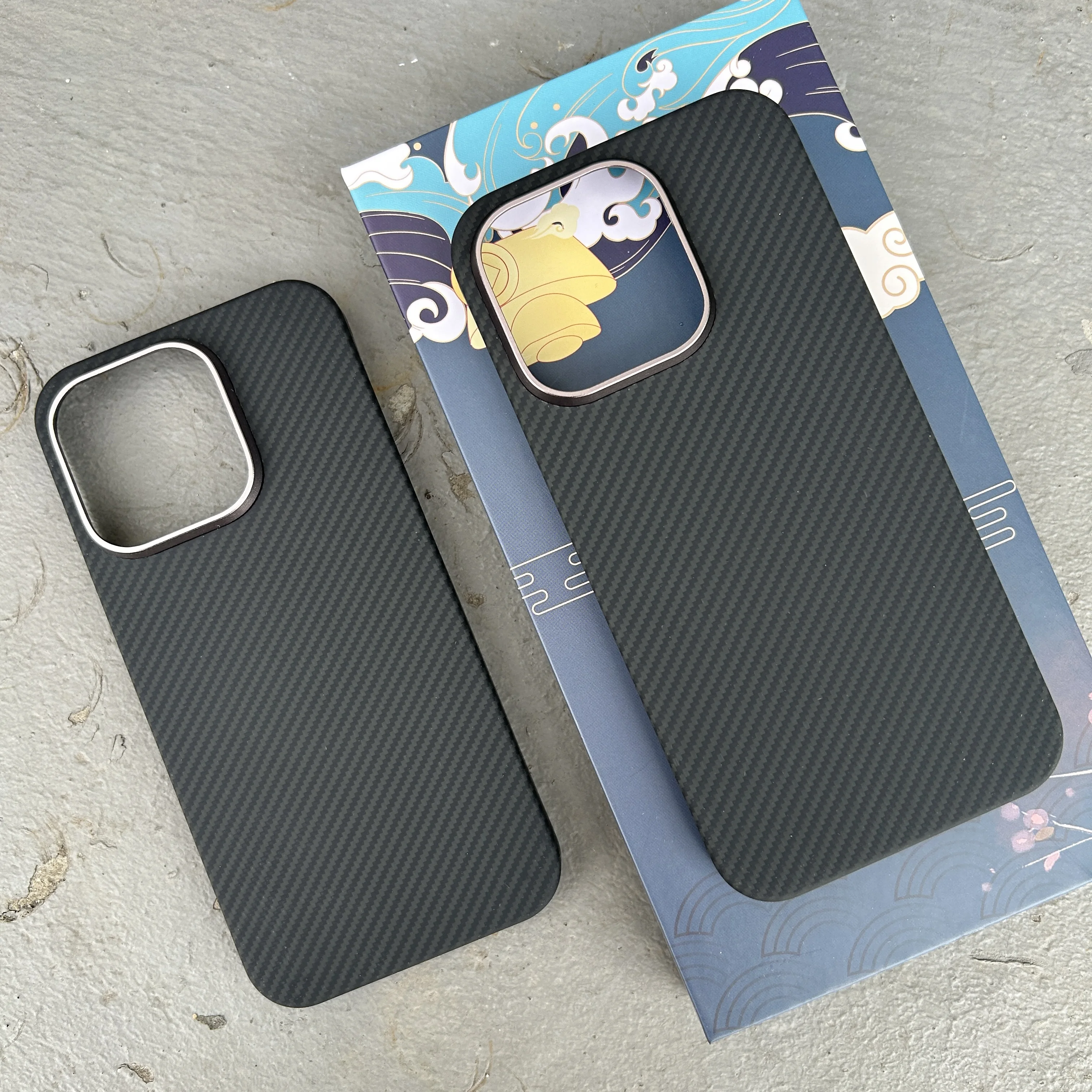 

600d for iPhone 16 Pro max 16 Pro Carbon Fiber case Magnetic Aramid Fiber cases for iPhone 15 /15Pro Real Carbon Fiber Cover