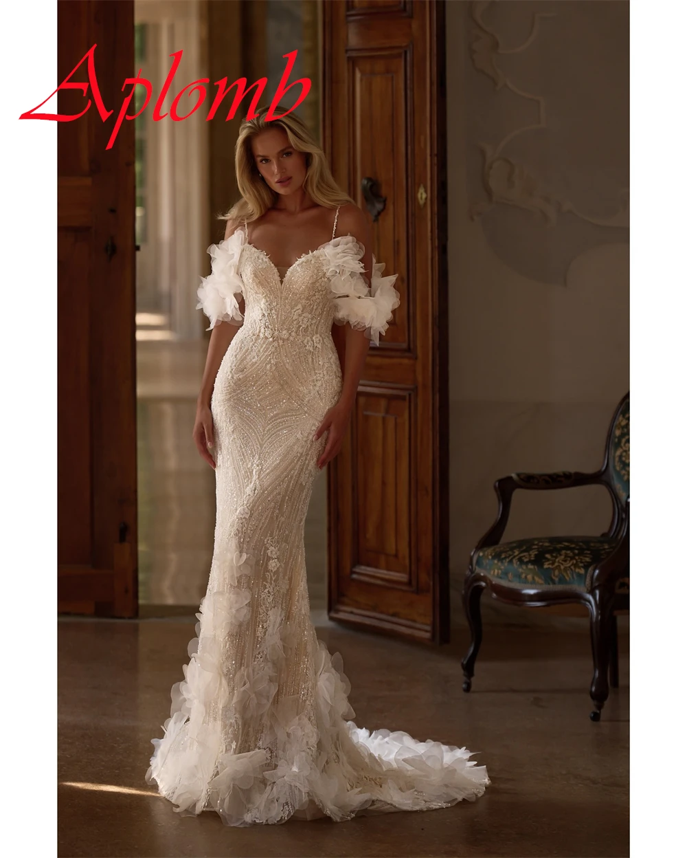 Abito da sposa romantico personalizzato in organza bianca Squisito scollo a V senza spalline Festa nuziale Classica cerniera posteriore Robe de marié