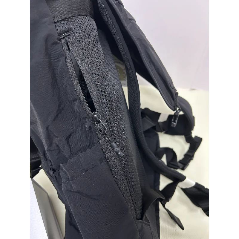snow peak 25L Backpack Large Capacity Men Women Lightweight Nylon Daypack Multi Pocket Outdoor Hiking Camping Climbing Travel view 5