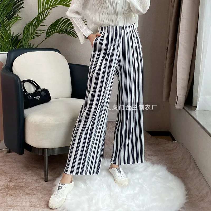 

Fold Black White Striped Wide Leg Trousers High Waist Design Casual Straight Pleated Trousers 2025 Summer New Miyake Pleated