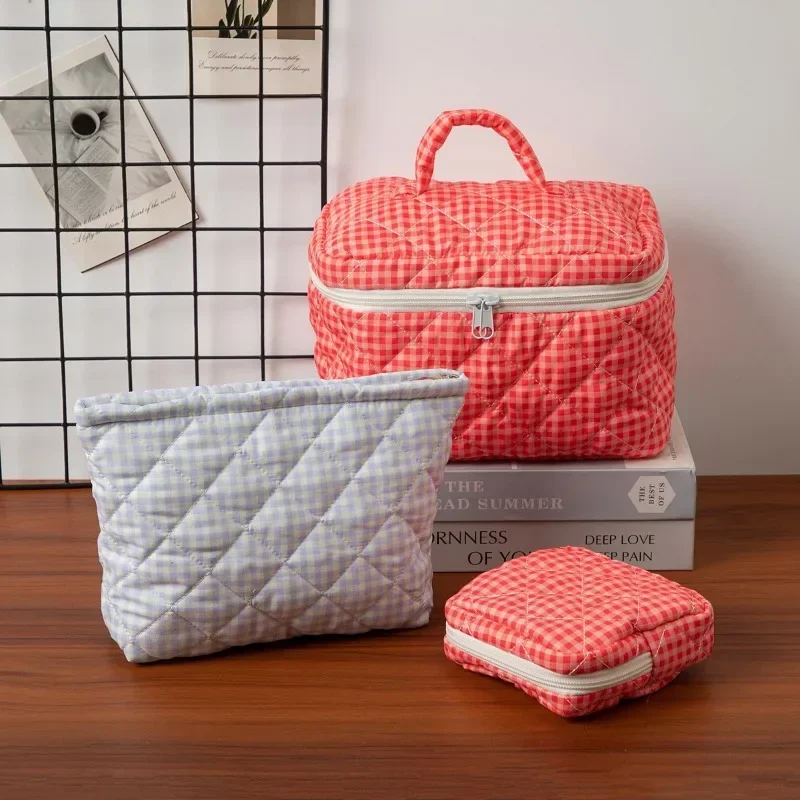 Casual Women Cosmetic Pouch Large Capacity Travel Storage Bag Sweet Plaid Ladies Makeup Bag Cotton Checkered Travel Toiletry Bag