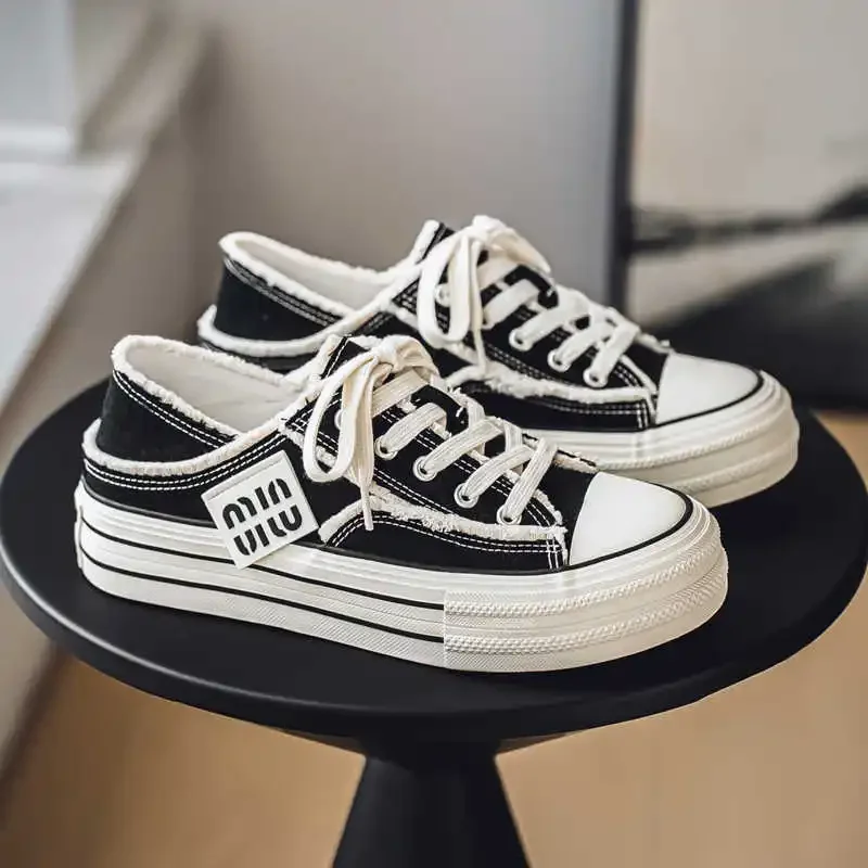 Zapatos bajos de otoño-primavera para hombre, zapatillas deportivas tejidas de 50 tamaños, todas las zapatillas negras, para correr, deporte, precio de tendencia, Tenise interesante