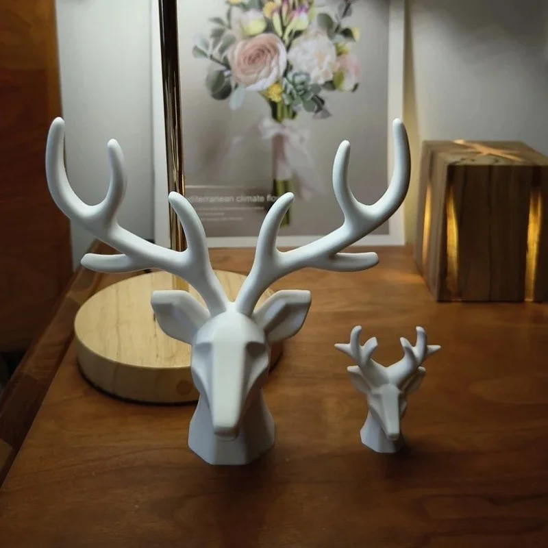 

2 Pieces Deer Antlers Ornament Silicone Mold for DIY Gypsum Jewelry Pendant Resin Casting Home Handicrafts