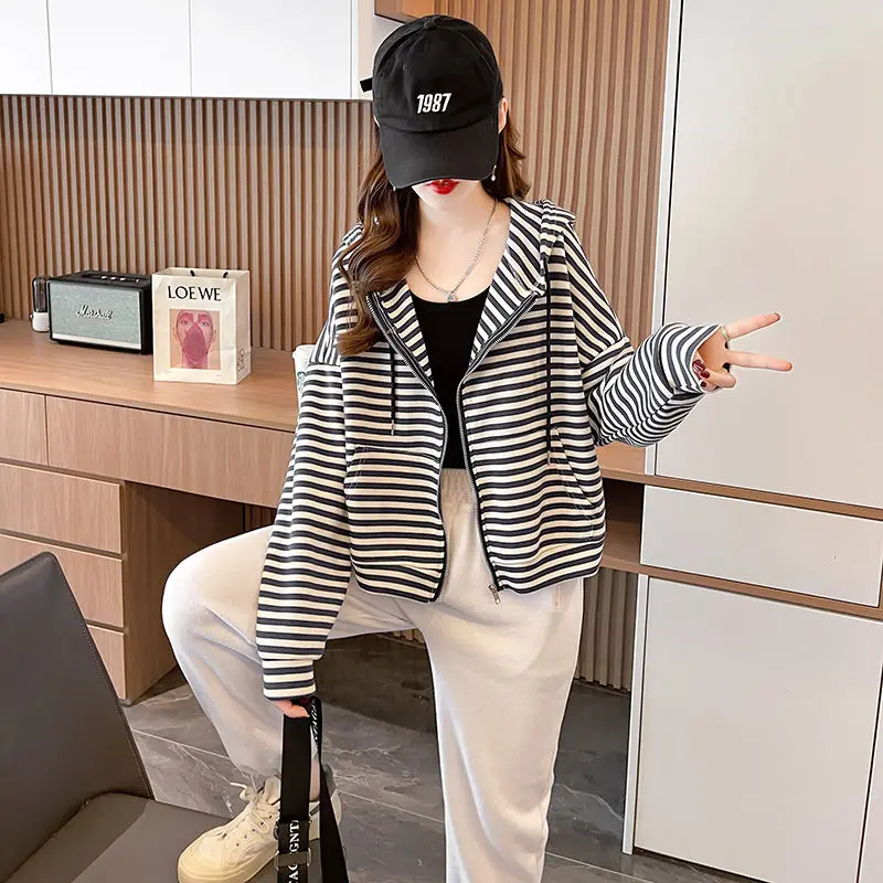 Nouveau Style pour femmes manteaux printemps et automne rayures coréen à manches longues Cardigan haut sweat à capuche