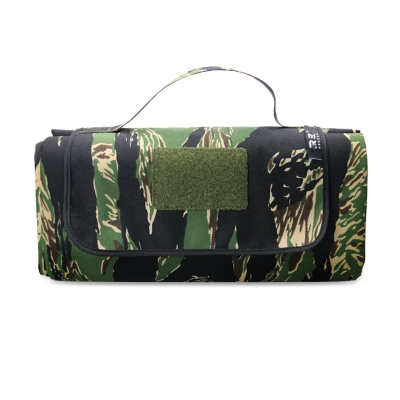 

RS floor mat made of polyester Oxford fabric, moisture-proof and thickened, outdoor camping lawn mat, foldable