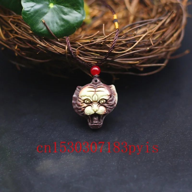 

Natural Color Jade Stone Tiger Head Pendant Necklace Fashion Fine Jewelry Carved Boutique Accessories Charm Amulet Gifts for Men