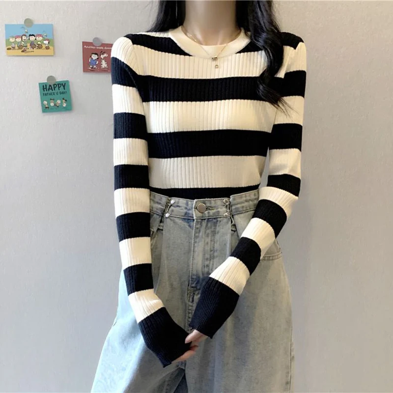 Korean Fashion Long Sleeve Stripped Sweater Women 2024 Round Neck Basic Knitted Pullover Woman Autumn Winter Slim Fit Knitwear