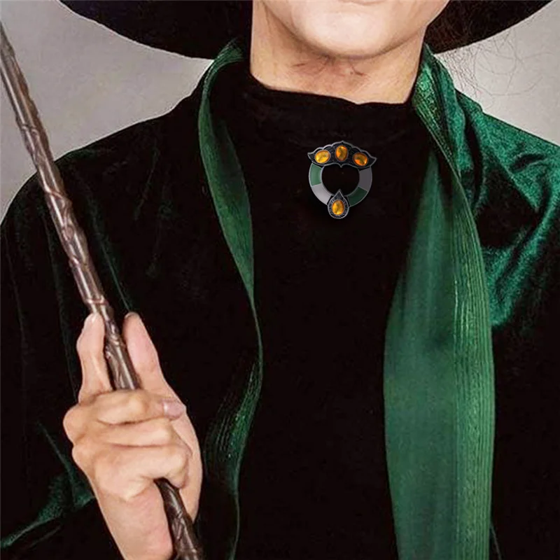 ساحر أستاذ Mcgonagall المعادن بروش شارة المرأة ساحرة تأثيري اكسسوارات هالوين الدعائم