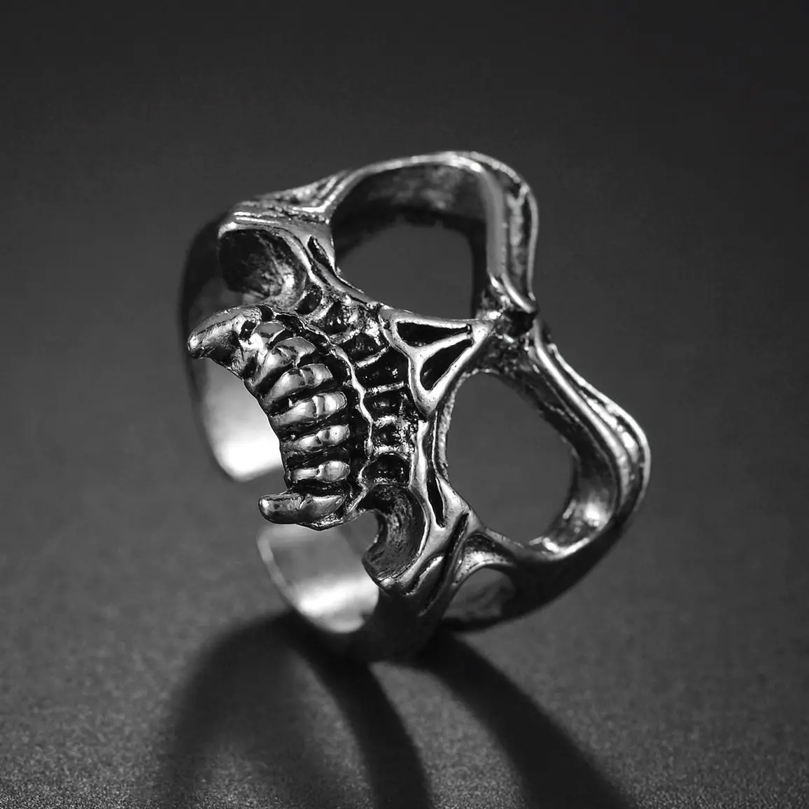 New Trendy Exaggerated Skull Ring for Men Women Punk Adjustable Opening Ring Rock Hip Hop Party Jewelry Gift Dropshipping